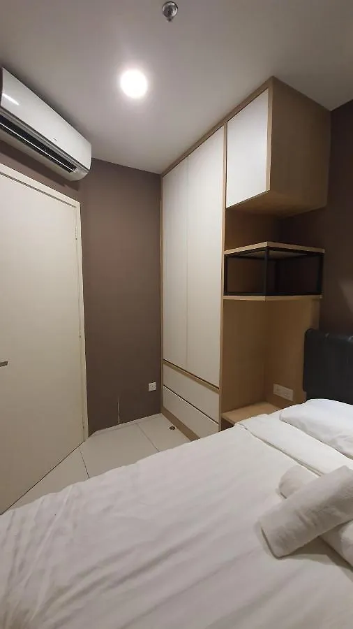 Sunrise Gurney By Iz Apartman George Town
