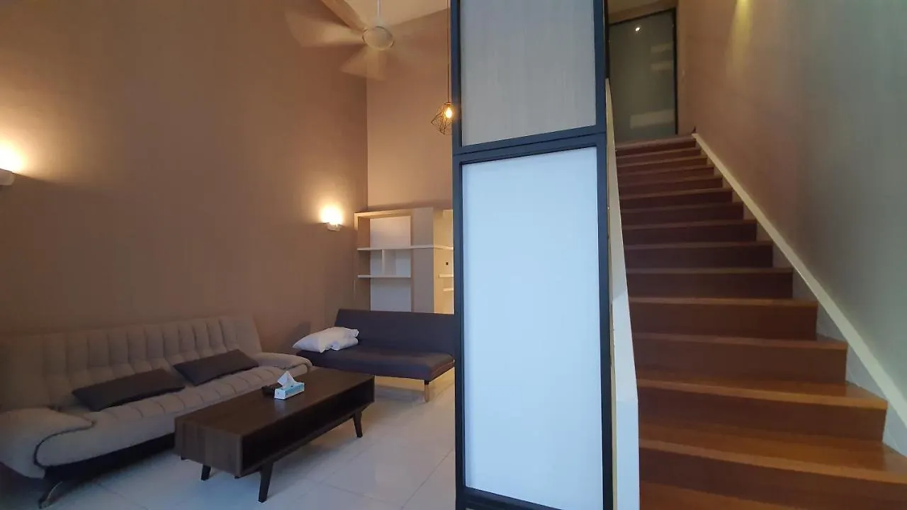 Sunrise Gurney By Iz Apartman George Town