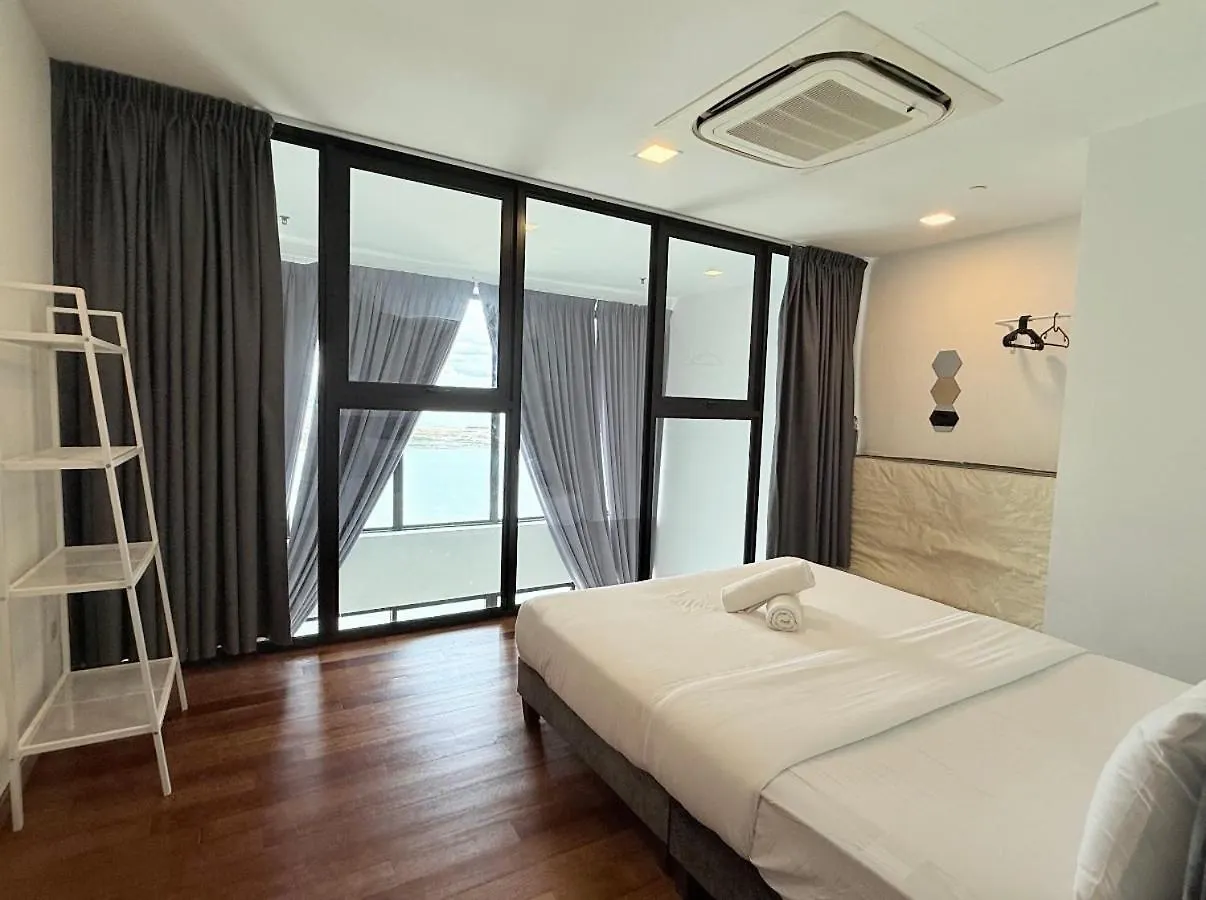 Sunrise Gurney By Iz Apartman George Town  0*,