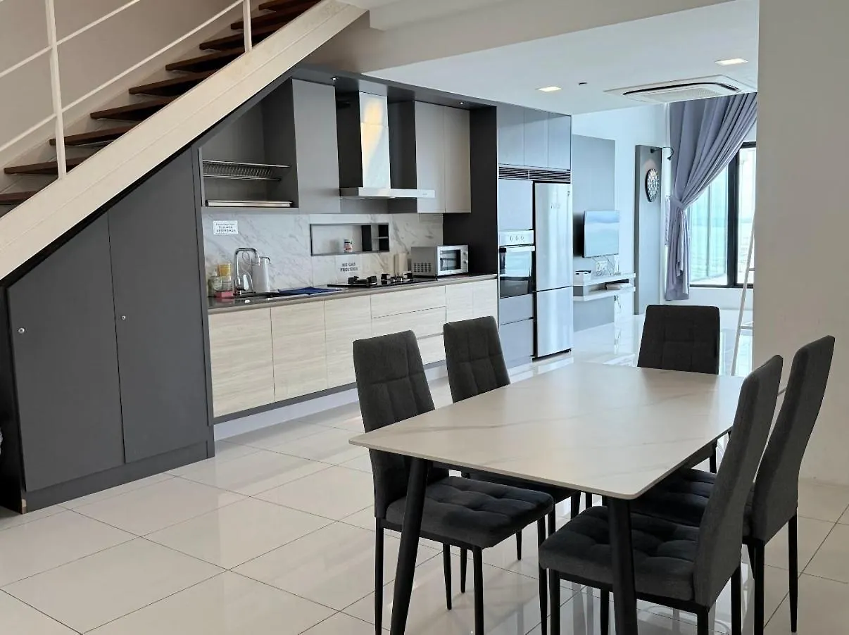 Sunrise Gurney By Iz Apartman George Town